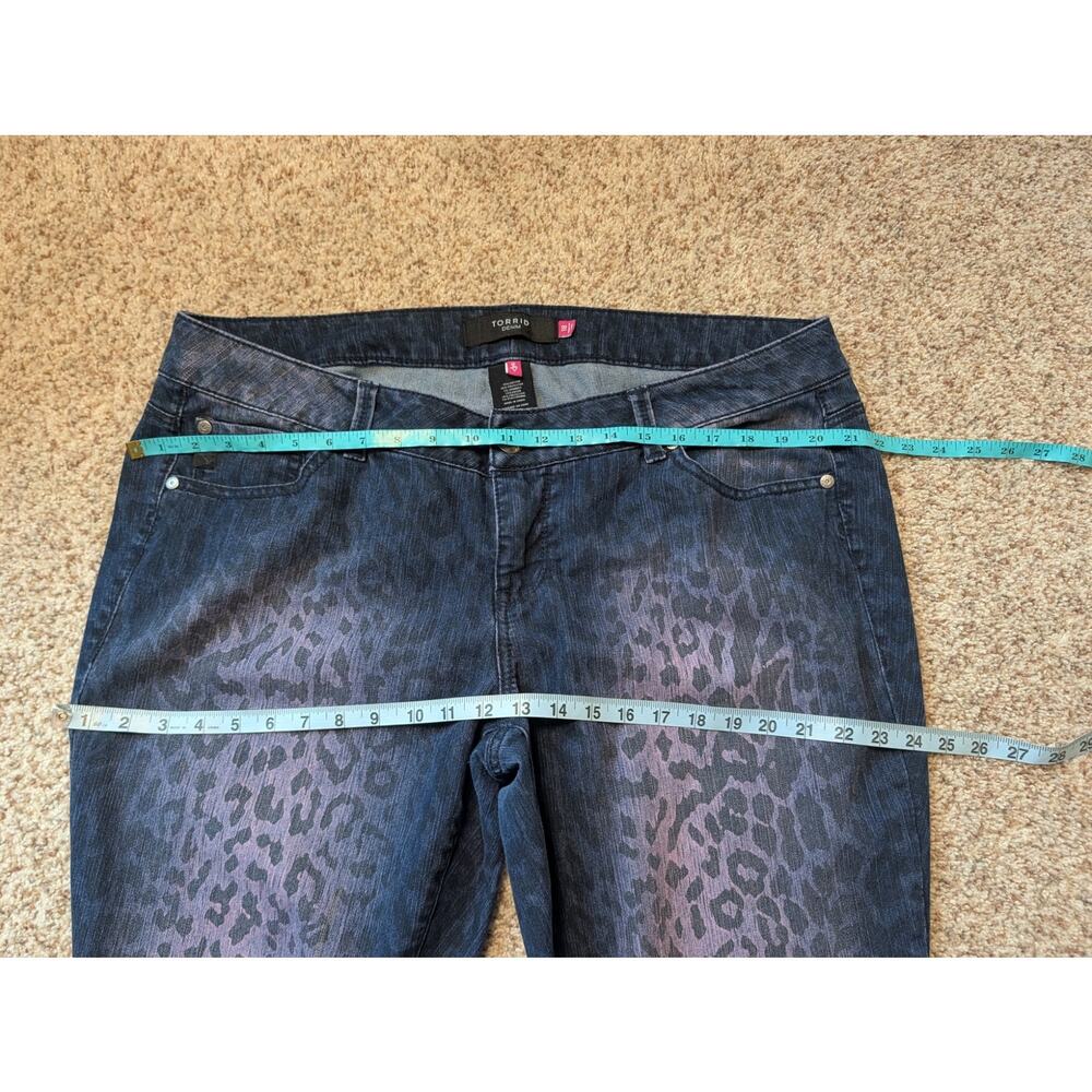 Torrid Denim Women's 18 Dark Wash Gray Leopard Print Skinny Jeans Stretch - Picture 7 of 10